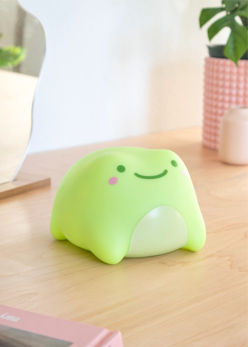 Gus Toad Night Light - Shopzoki