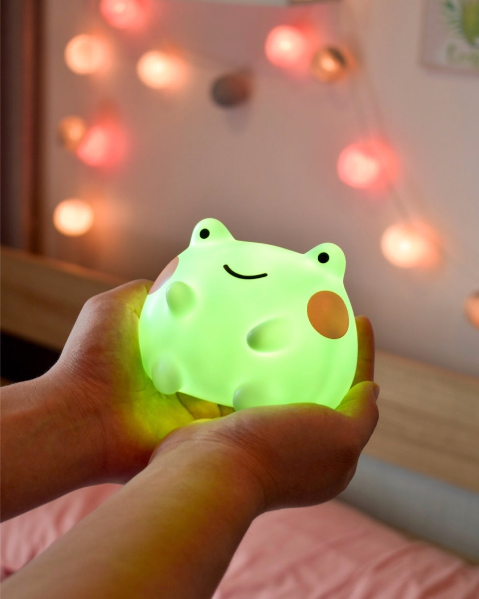 Ebbo Frog Night Light - Shopzoki