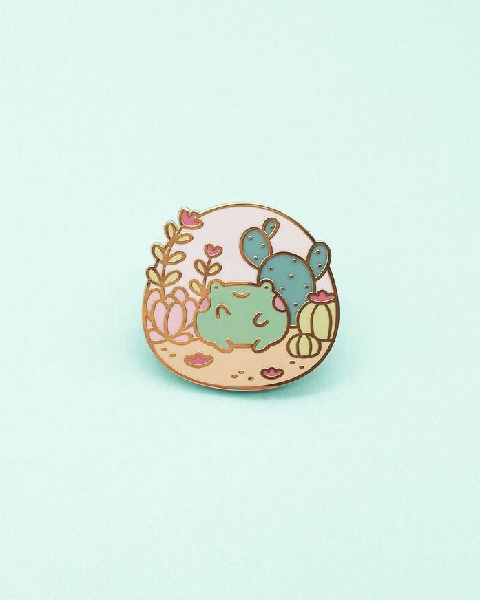 Ebbo Terrarium Pin - Shopzoki