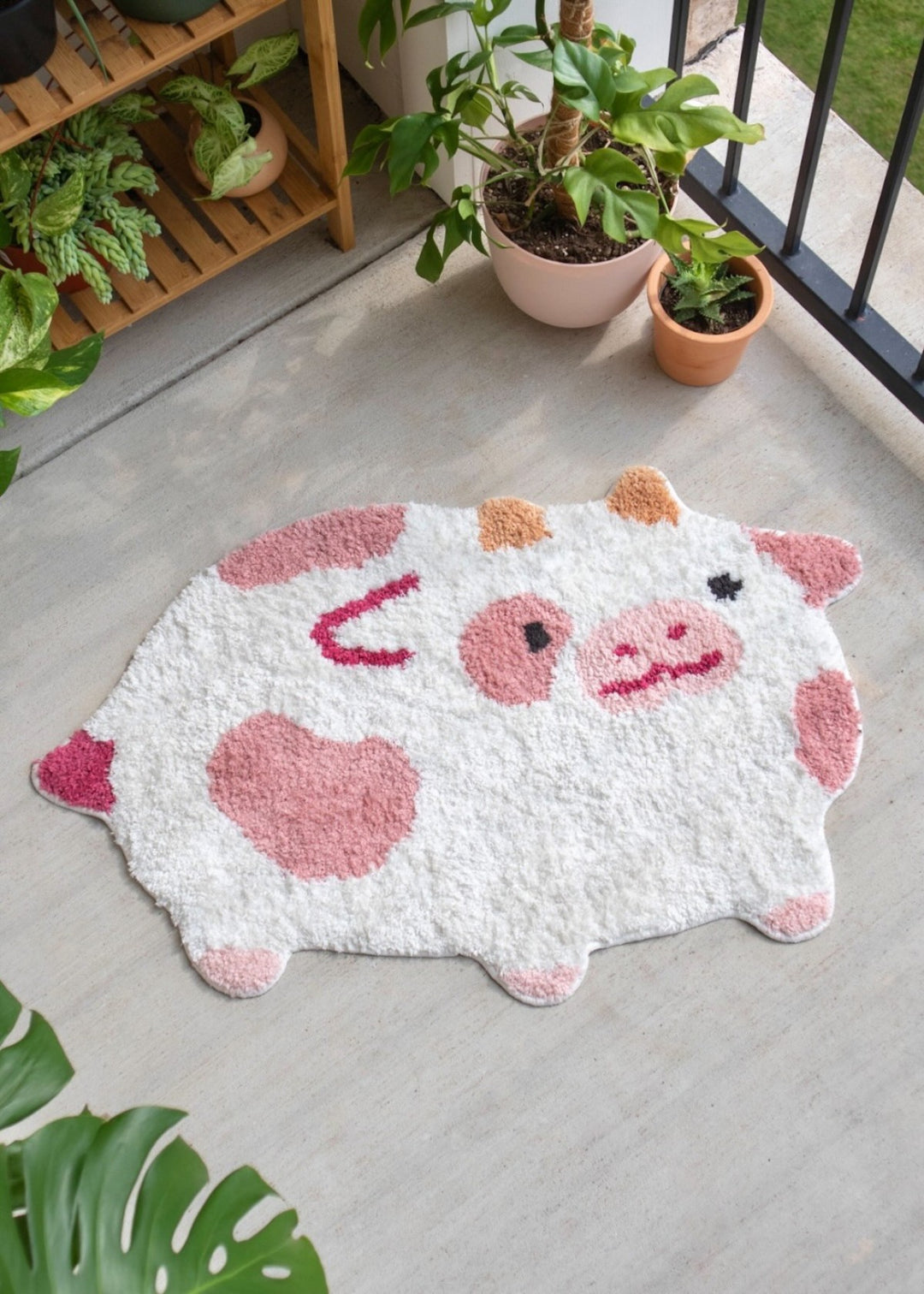 120×204 \"strawberry cake” ViNTAGE RUG Spring Blooms & A Vintage Rug - Sincerely, Marie Designs